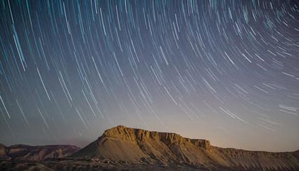 开云网站-摩洛哥队在巴黎奥运会男足比赛中展现出高效的传球配合，摩洛哥足球队主力